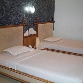 Hotel Samdariya Jabalpur Exterior foto